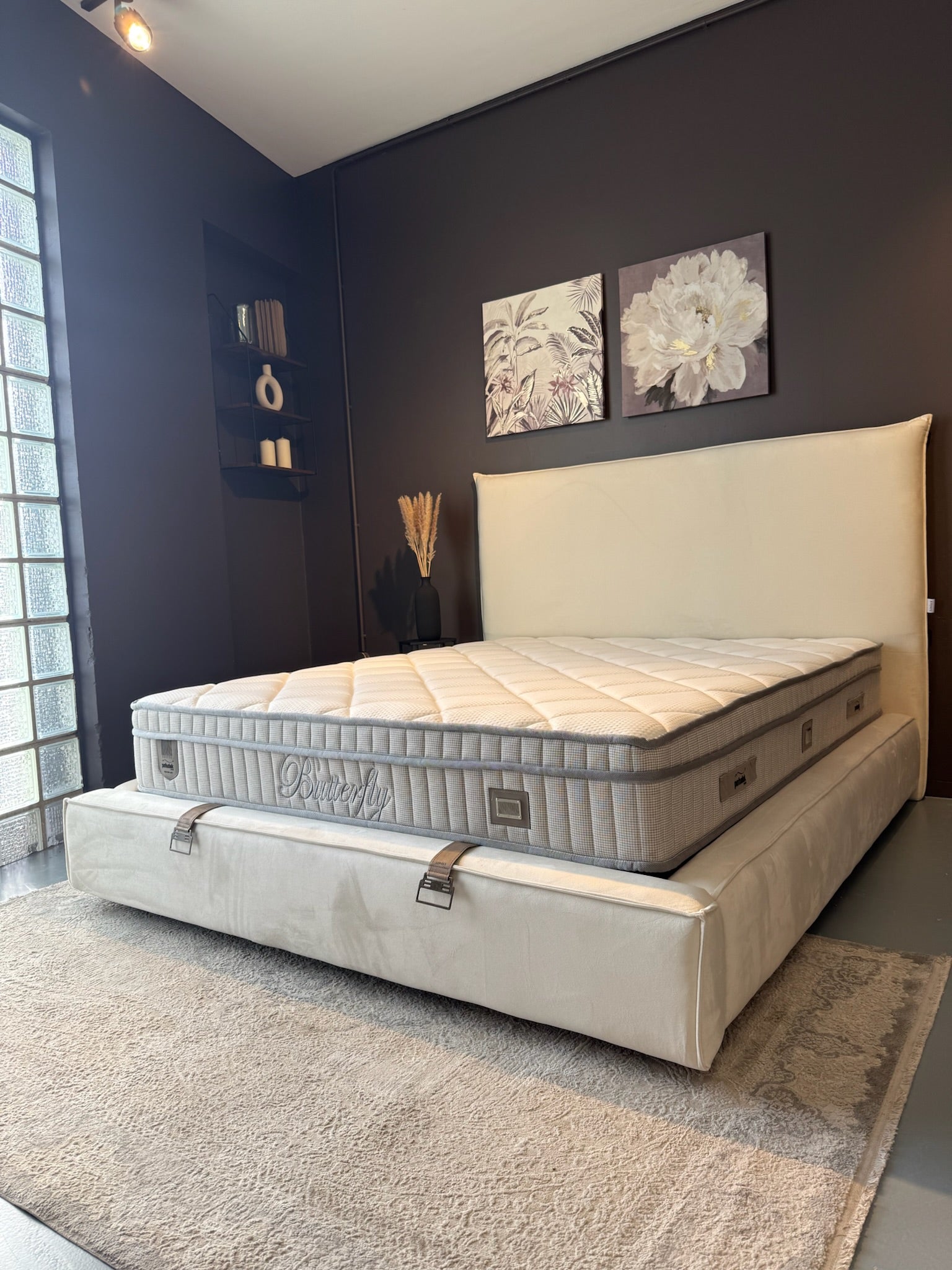 Lit double coffre en Velours – Lovely