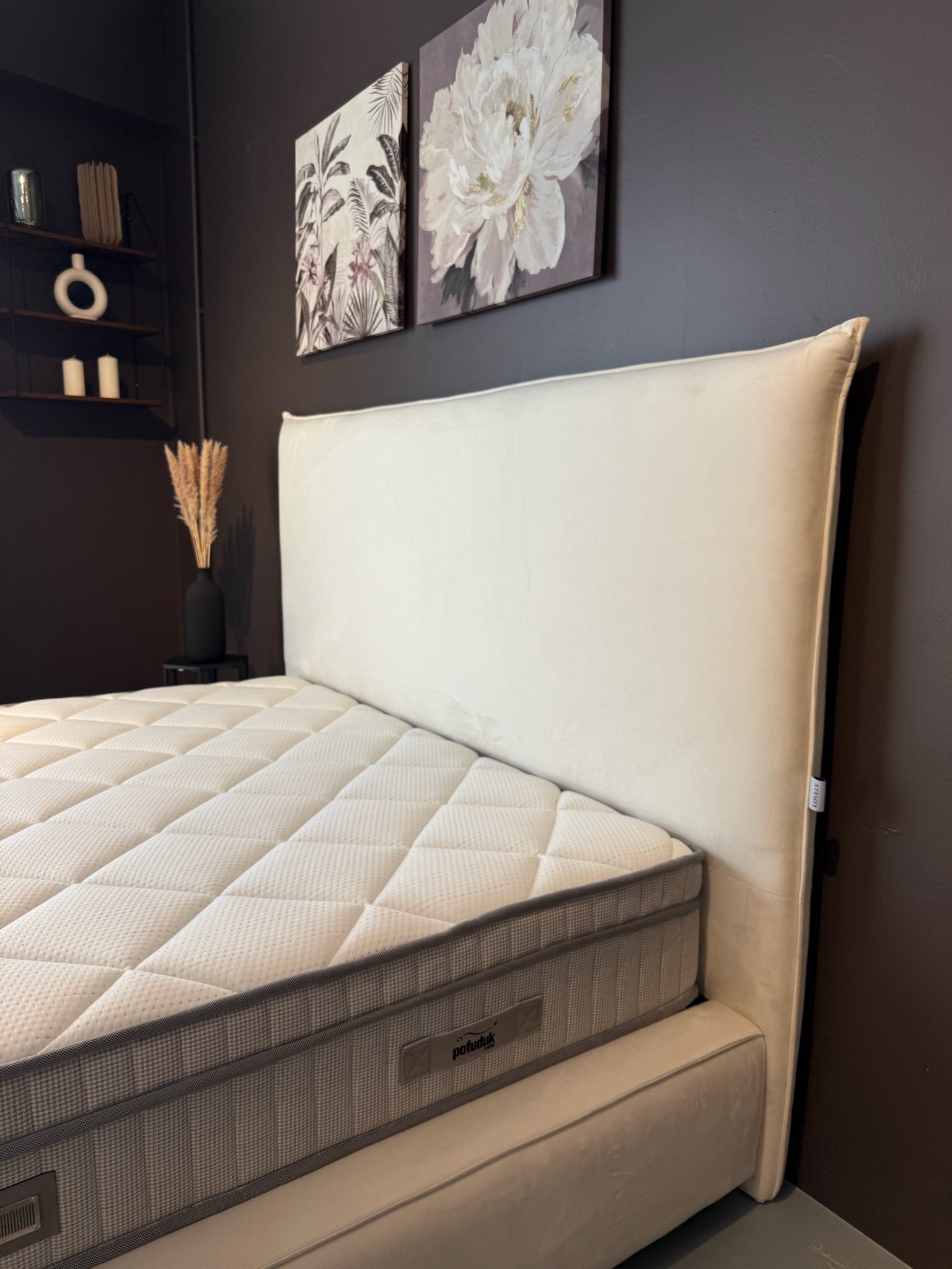 Lit double coffre en Velours – Lovely