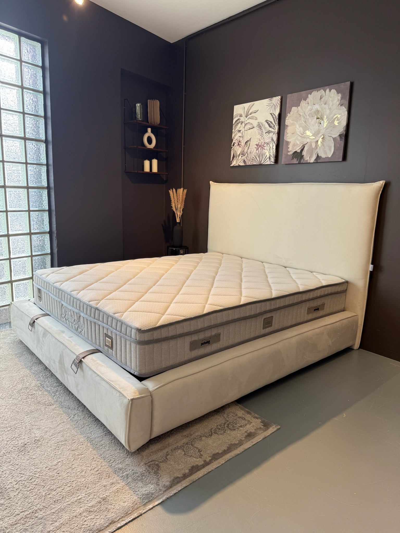 Lit double coffre en Velours – Lovely